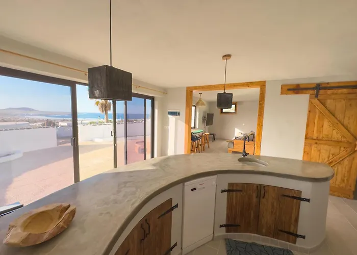 Ahul Con Pequena Piscina Ferienhaus