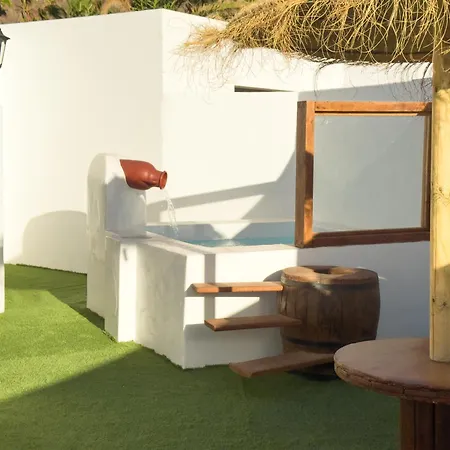 Holiday home Ahul Con Pequena Piscina Famara